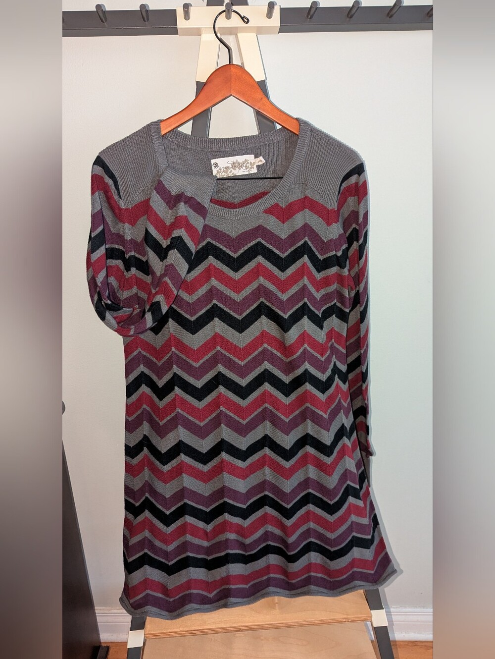 Retro Print Chevron Knit Dress Sz XL  By Aventura